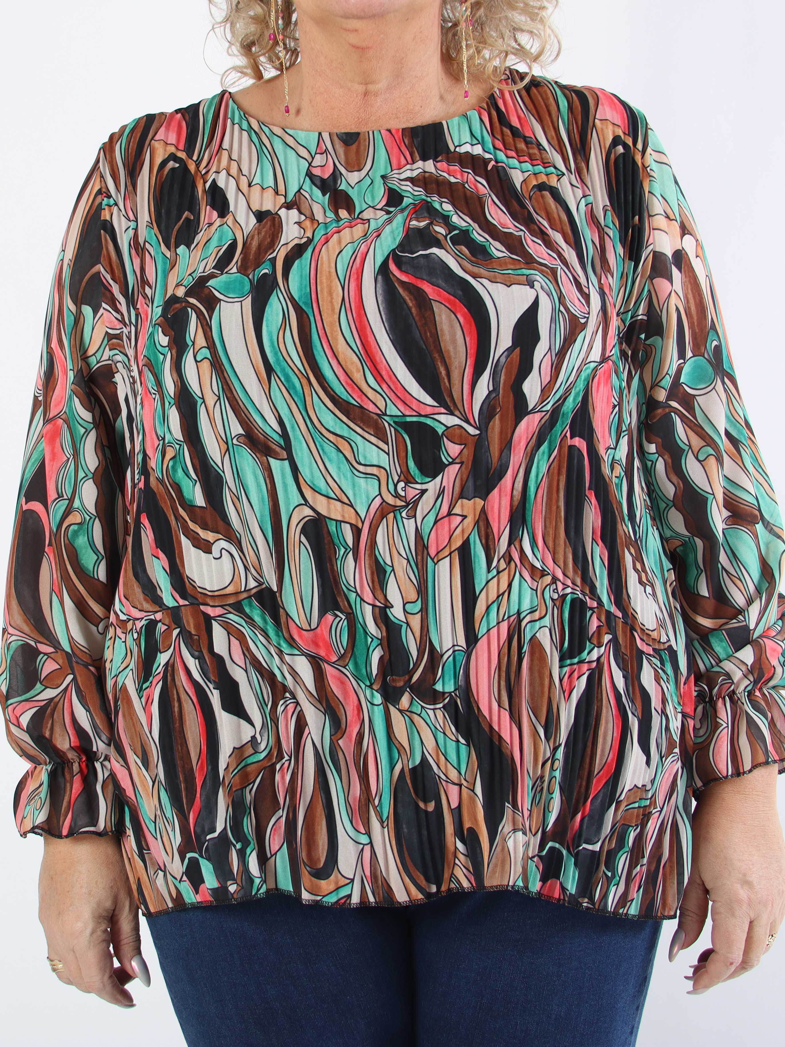 Lilia - Mönstrad plisserad blus i stor storlek